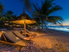 Plaża, Leżaki, Palmy, Ocean, Zmierzch, Wyspa, Mauritius, Tropiki