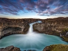 Islandia, Rzeka Skjálfandafljót, Wodospad Aldeyjarfoss, Skały