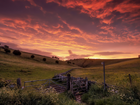 Park Narodowy Peak District, Anglia, Wzgórza, Wschód słońca, Ogrodzenie, Drzewa