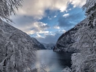 Niemcy, Bawaria, Park Narodowy Berchtesgaden, Zima, Jezioro Königssee, Góry Alpy