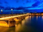 Most St Laurents Bridge, Latarnie, Rzeka Saona, Noc, Miasto, Domy, Saint Laurent sur Saone, Francja