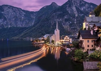 Austria, Hallstatt, G?ry, Alpy Salzburskie, Jezioro Hallstattersee, Domy, ?wiat?a