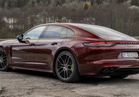 Porsche Panamera 4 E-Hybrid