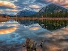 Kanada, Park Narodowy Banff, Chmury, Góry, Mount Rundle, Jezioro, Vermilion Lake