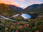 Jesień, Jezioro, Echo Lake, Góry, White Mountains, Lasy, Drzewa, Droga, New Hampshire, Stany Zjednoczone