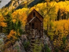 Stany Zjednoczone, Kolorado, Młyn wodny, Crystal Mill, Jesień, Drzewa, Skały