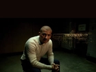 Prison Break, Dominic Purcell, klęczy