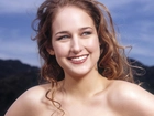 Leelee Sobieski, Uśmiech