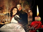 Phantom Of The Opera, Gerard Butler, Emmy Rossum, rękawiczki, świece, róża