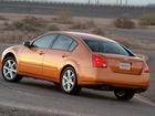 Nissan Maxima, SE