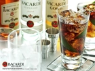 Rum, Bacardi, szklanka