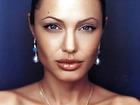 Angelina Jolie, niebieskie oczy