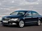 Czarny, Skoda Superb, Chmury