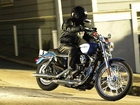 Harley Davidson Sportster XL1200C, Motocyklista