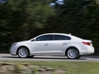 Buick LaCrosse, Strona, Kierowcy