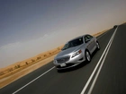 Srebrny, Ford Taurus