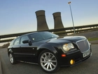 Chrysler 300C, Masywny, Grill