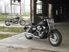 Harley-Davidson Dyna Super Glide Custom, Czarny, Mat