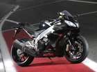 Aprilia RSV4, Tor, Wyścigowy