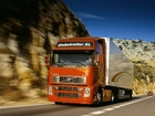 Pomarańczowa Ciężarówka Volvo