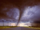 Tornado, Pole, Droga