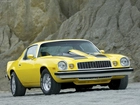 Chevrolet Camaro Z28, Czarne, Pasy