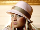 Nicole Richie,różowy kapelusz