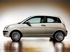 Lancia Ypsilon, Lewy Profil