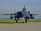 F-15E Strike Eagle, Lotnisko