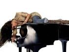 Alicia Keys, Fortepian