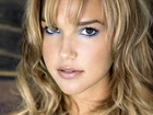 Arielle Kebbel, Twarz, Zmysłowe, Spojrzenie