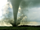 Tornado, Pole