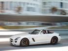 Mercedes-Benz SLS Roadster, AMG, Kobieta