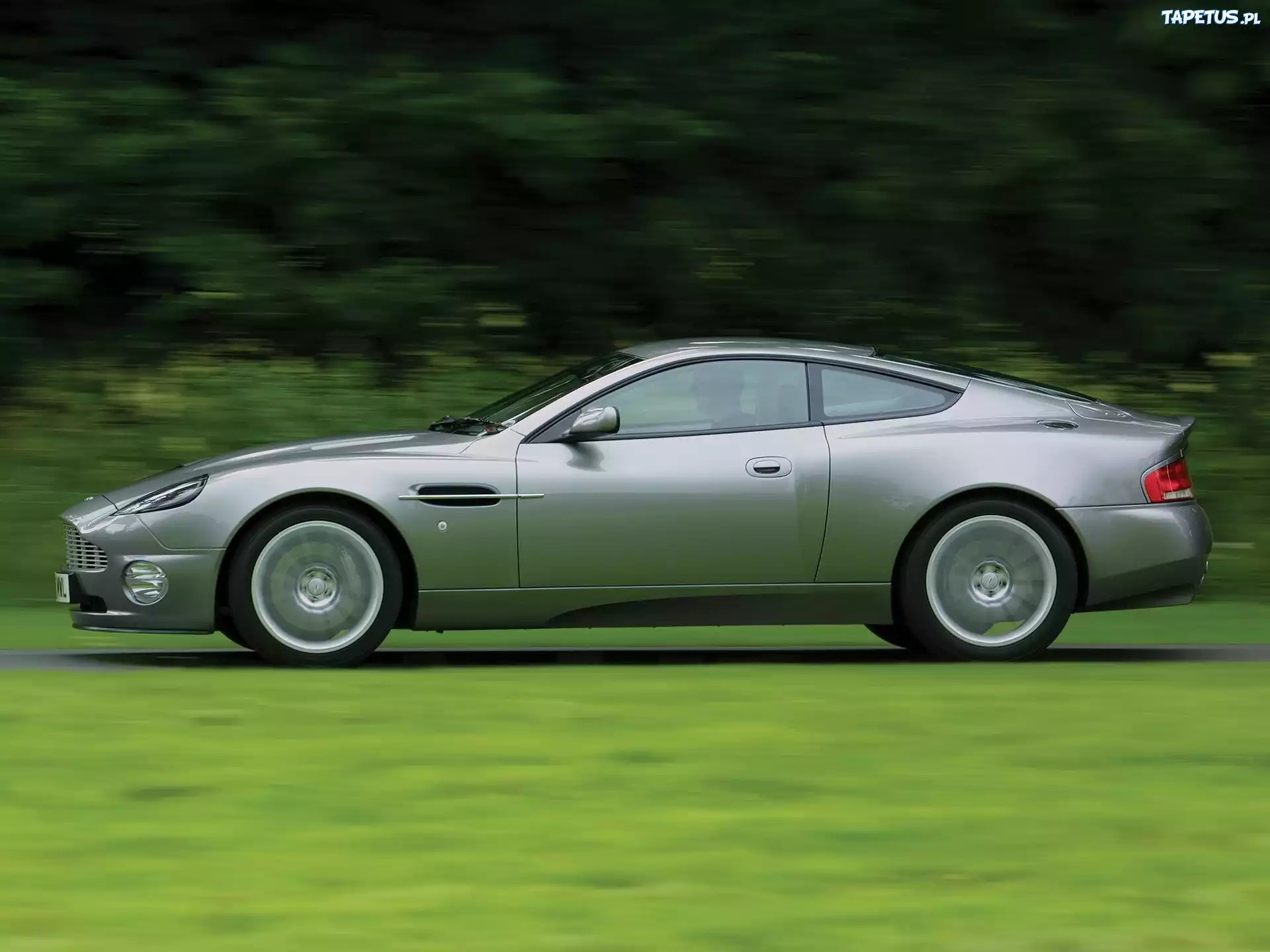 Aston Martin, V12, Lewy Profil