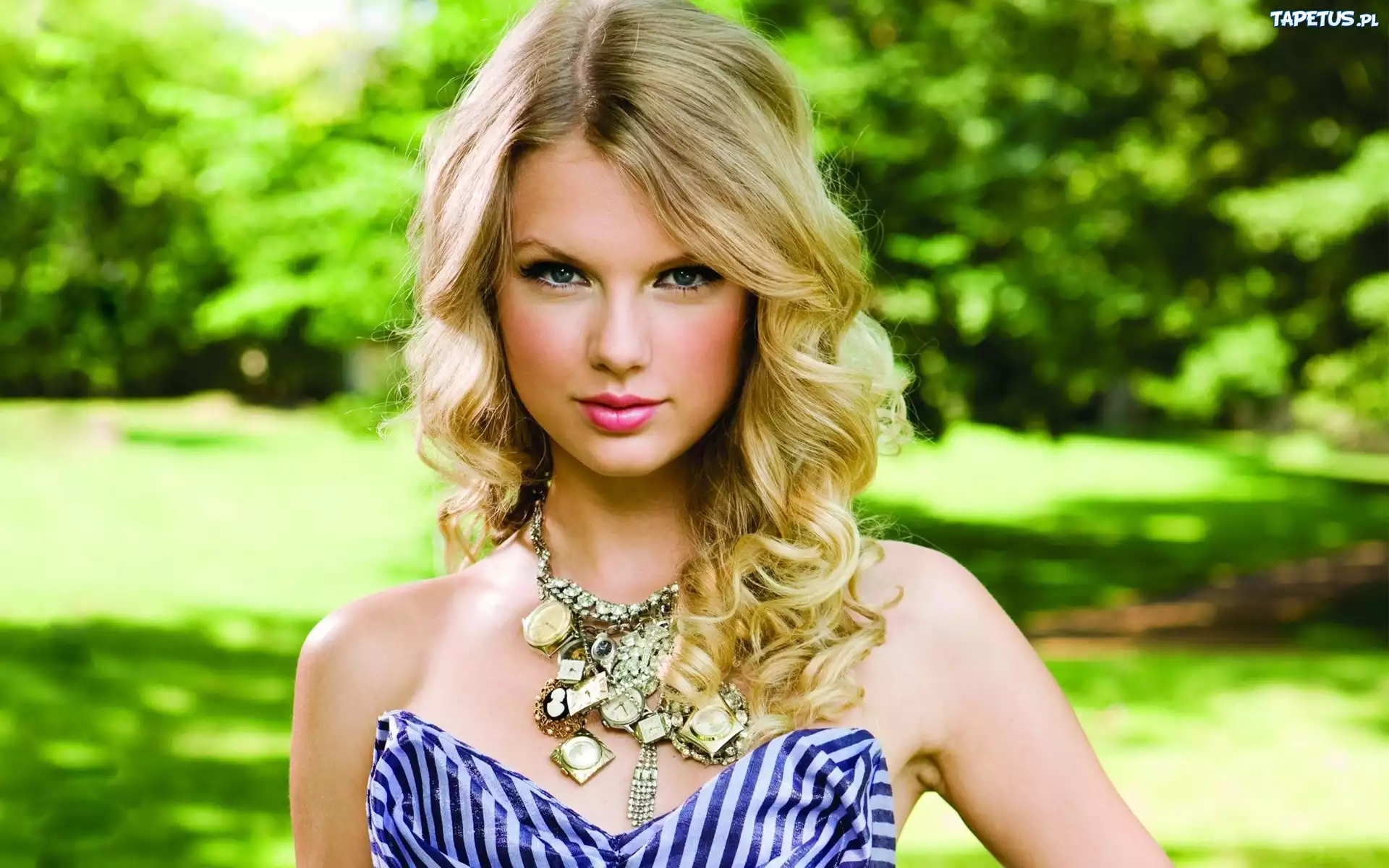 Taylor Swift, Naszyjnik