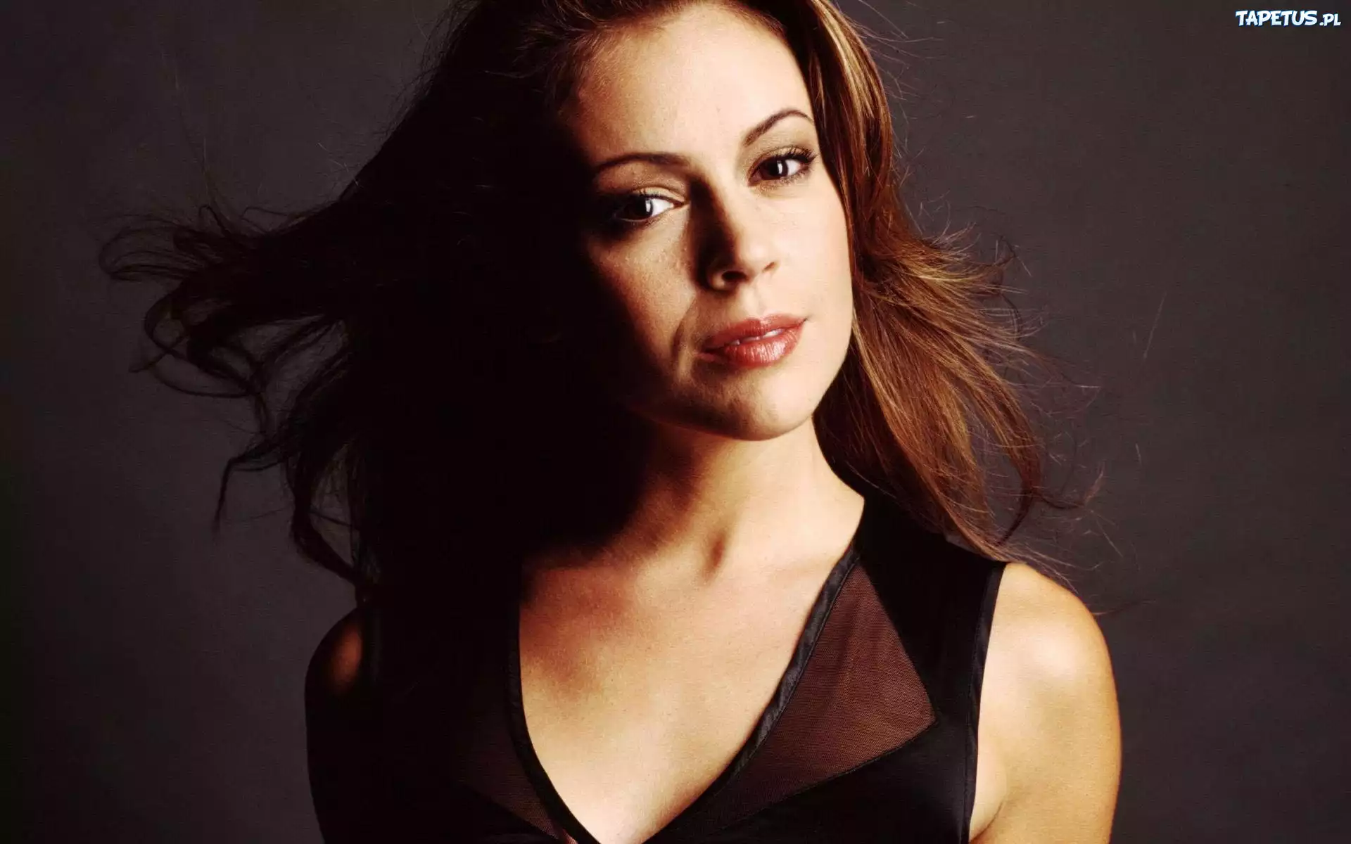 Alyssa Milano, Rozwiane, Włosy