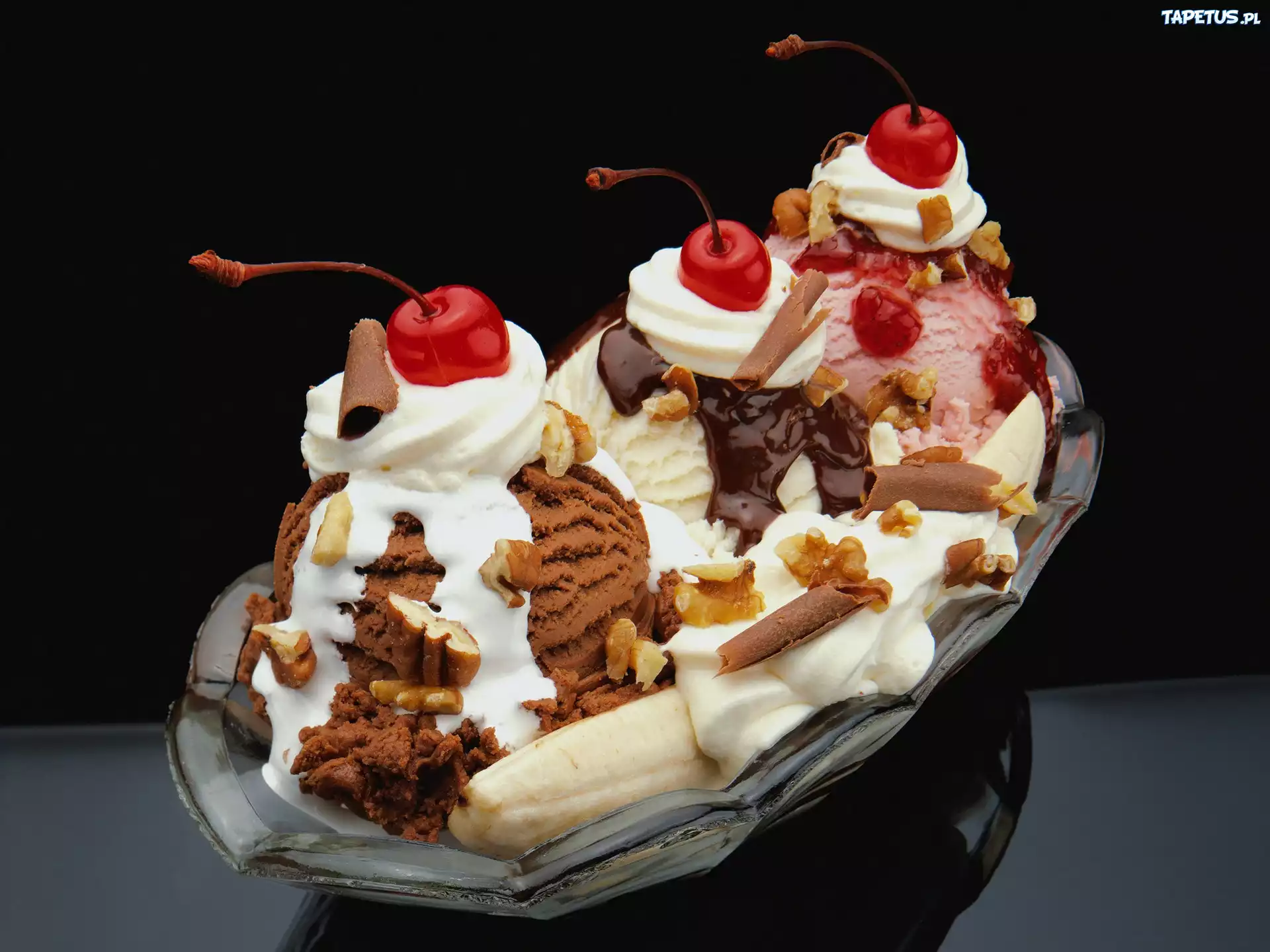 Lody, Orzechy, Wiśnie, Krem