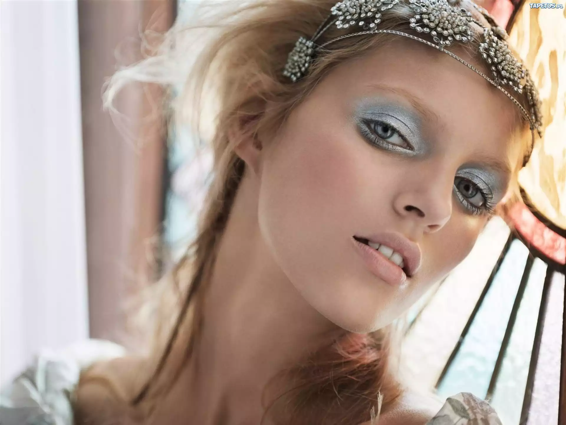 Anja Rubik, Twarz, Makijaż