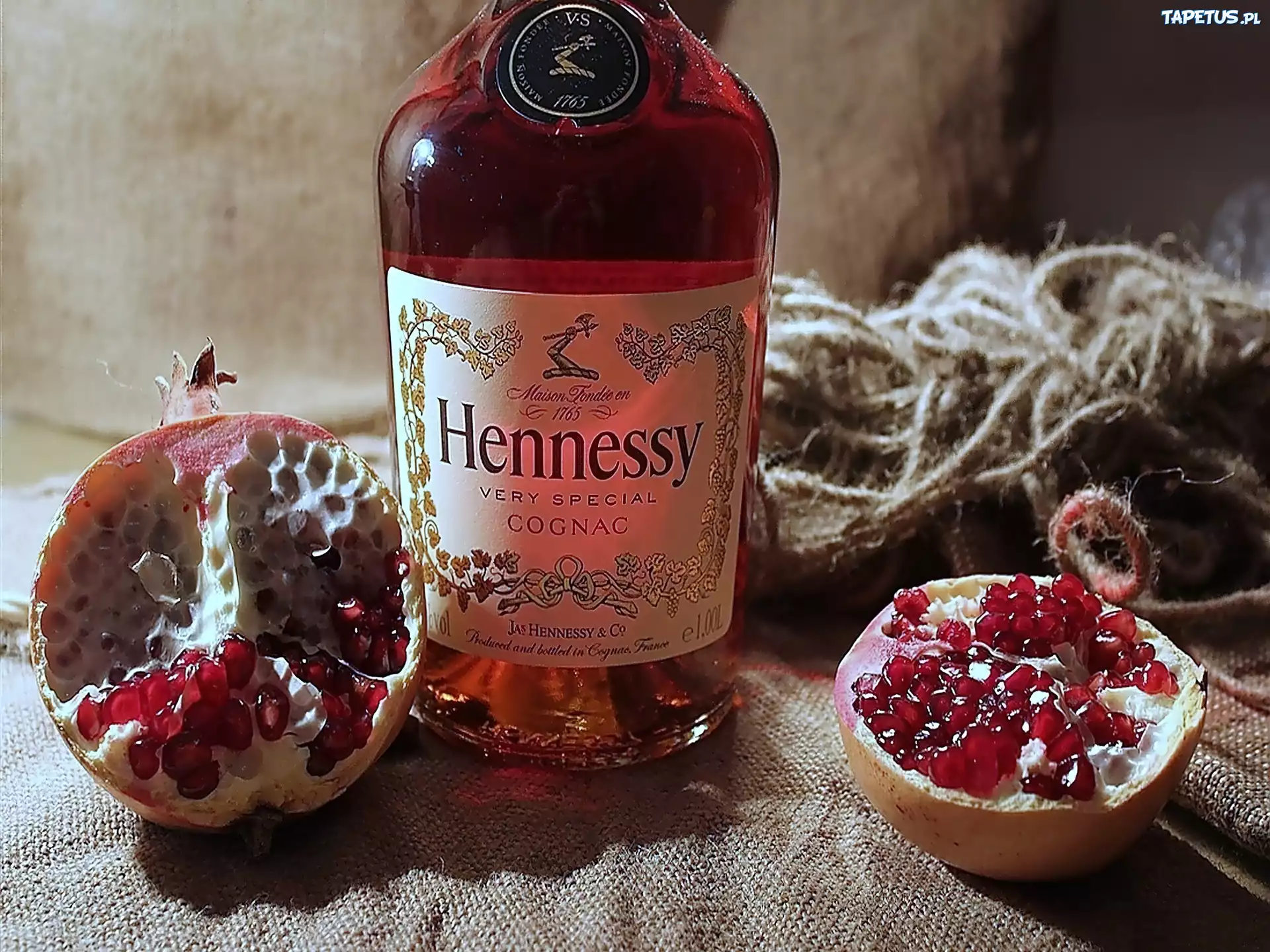 Koniak, Hennessy, Granaty, Sznurek