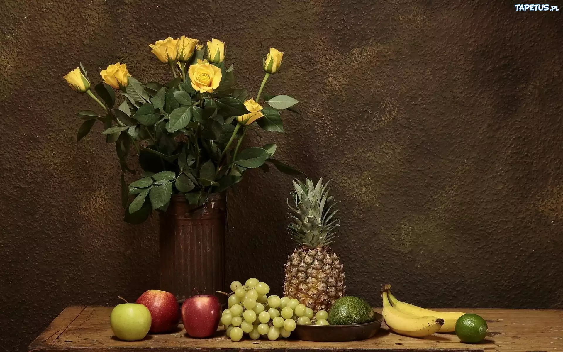Bukiet, Róż, Ananas, Winogrona, Jabłka, Banany, Limonka