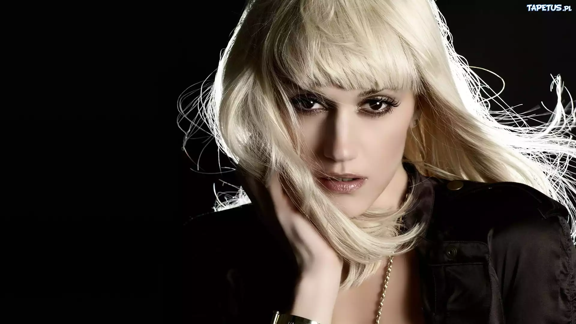 Gwen Stefani, Blondynka, Spojrzenie