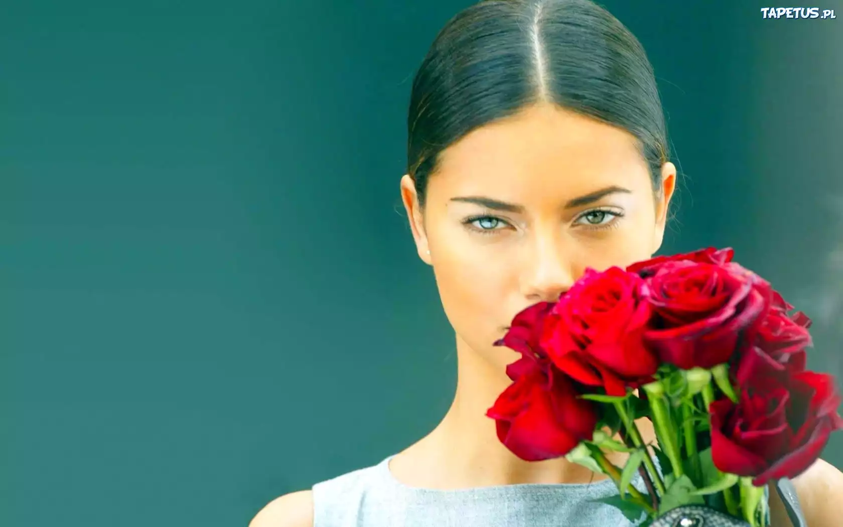 Adriana Lima, Róże