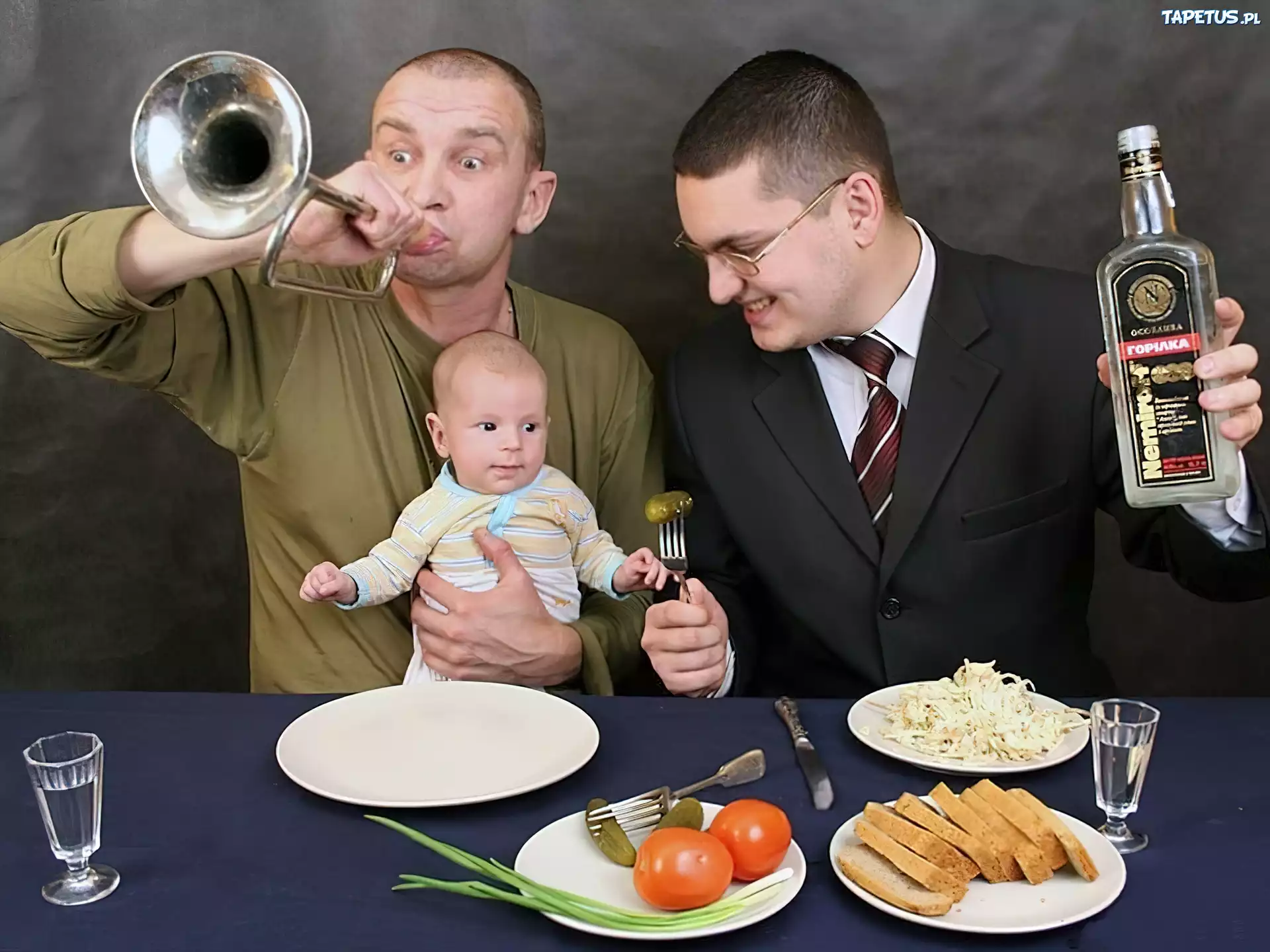 Mężczyźni, Dziecko, Alkohol, Zakąska