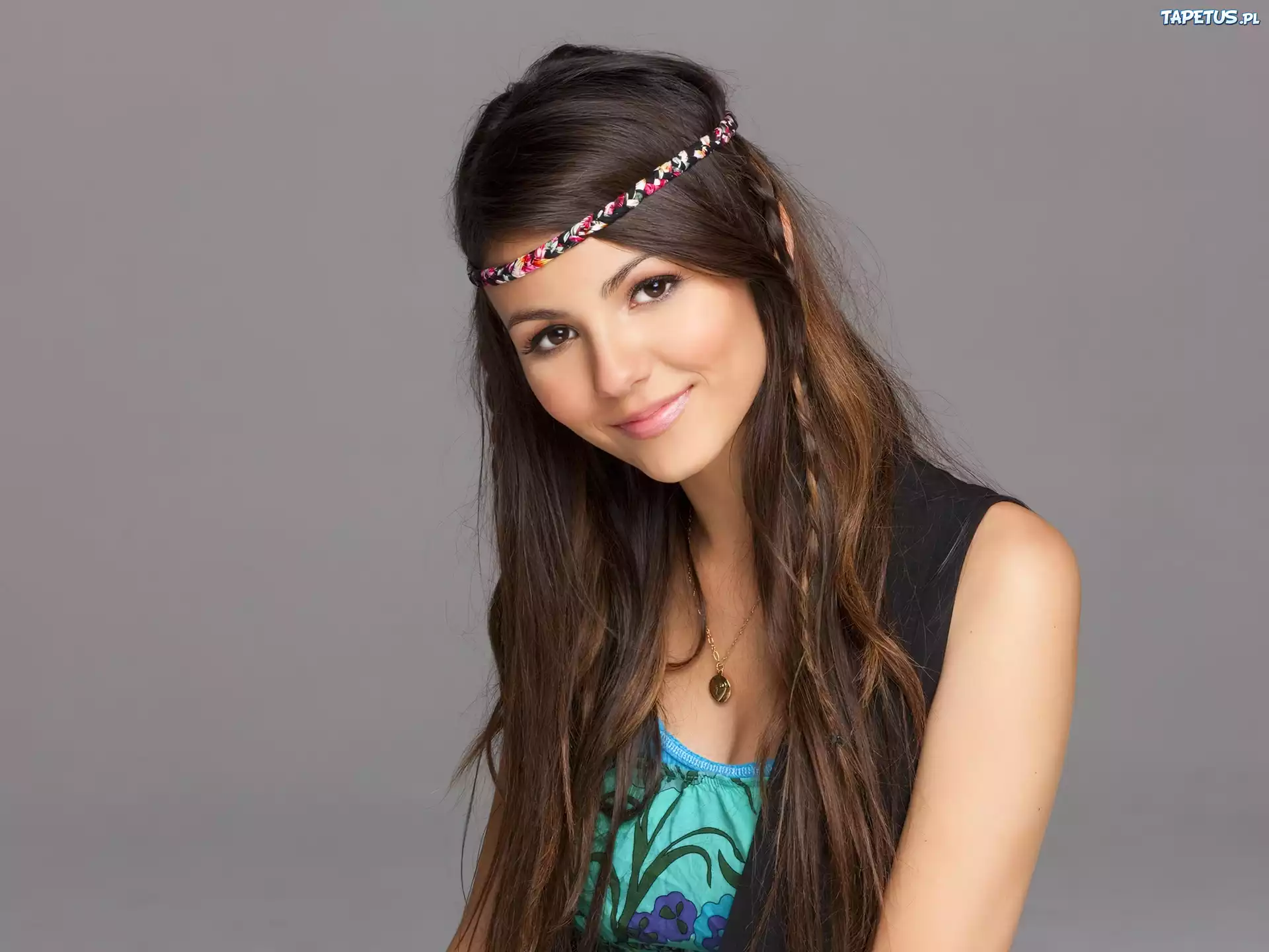 Piękna, Victoria Justice, Opaska, Długie, Włosy, Naszyjnik