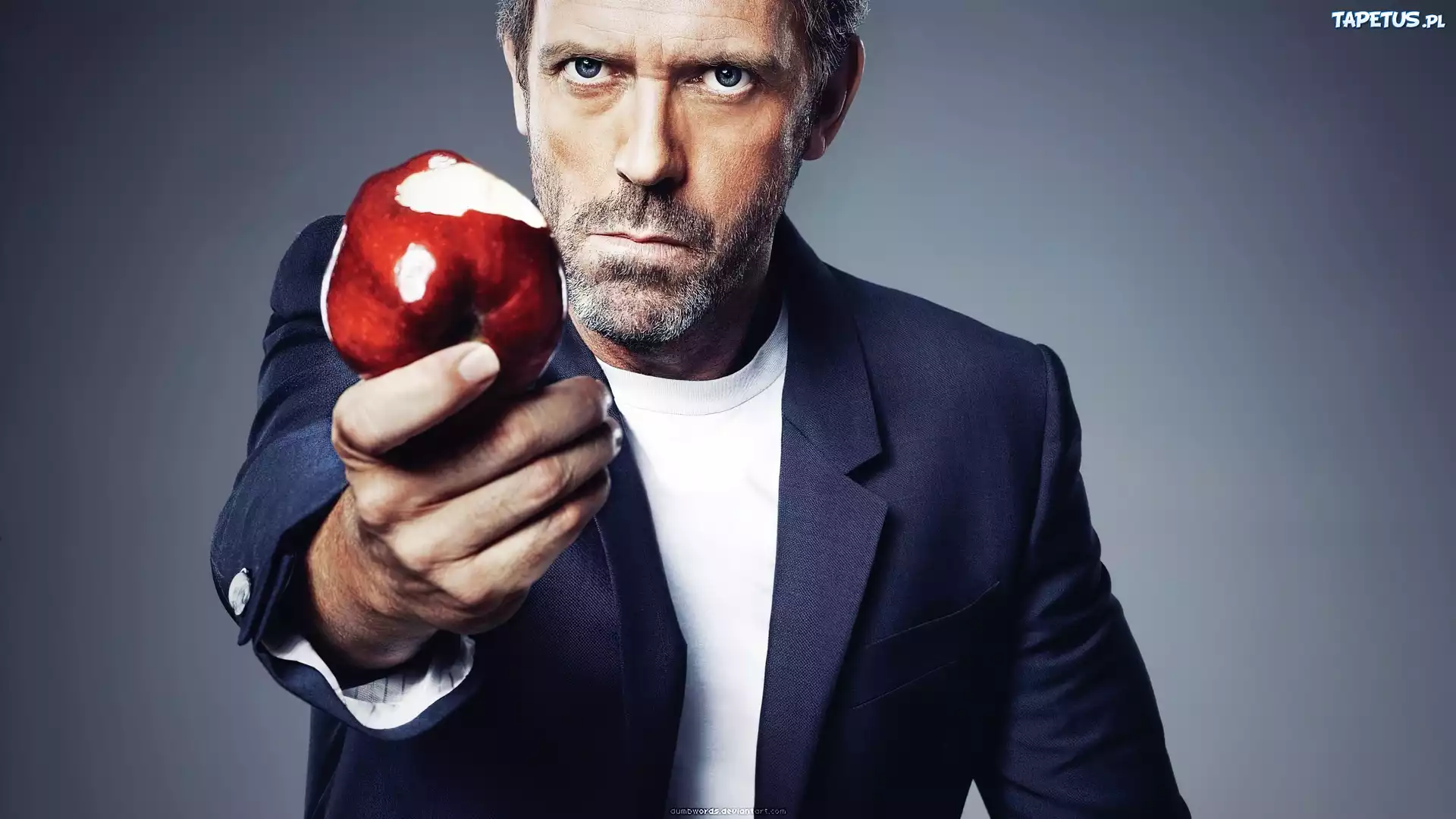 Hugh Laurie, Jabłko