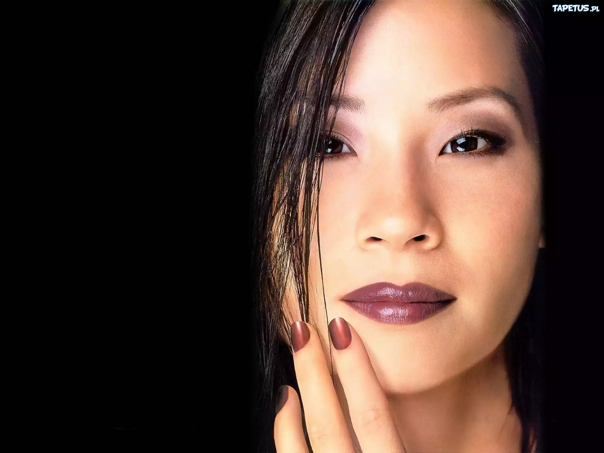 Lucy Liu, Twarz
