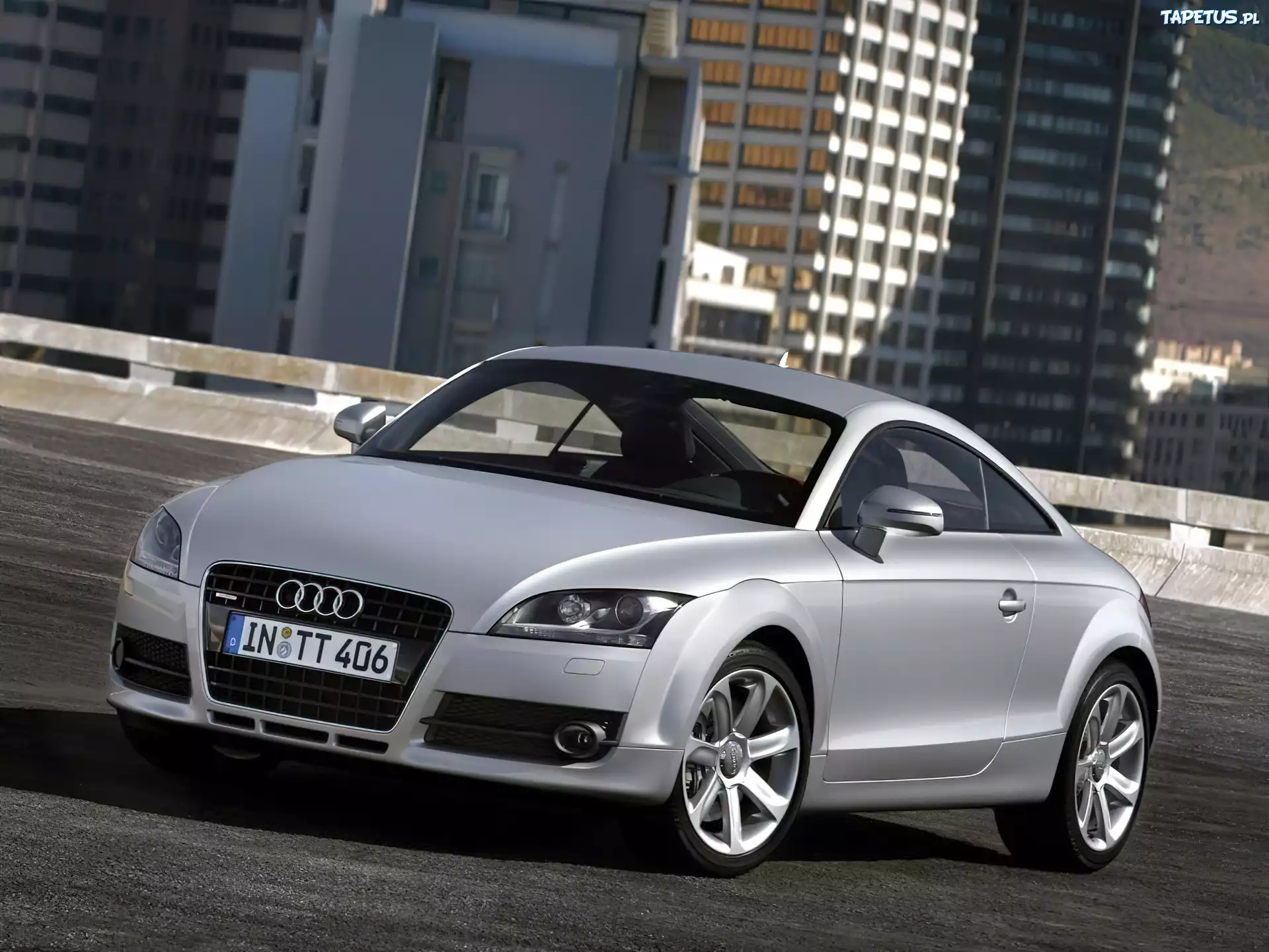 Srebrne, Audi TT