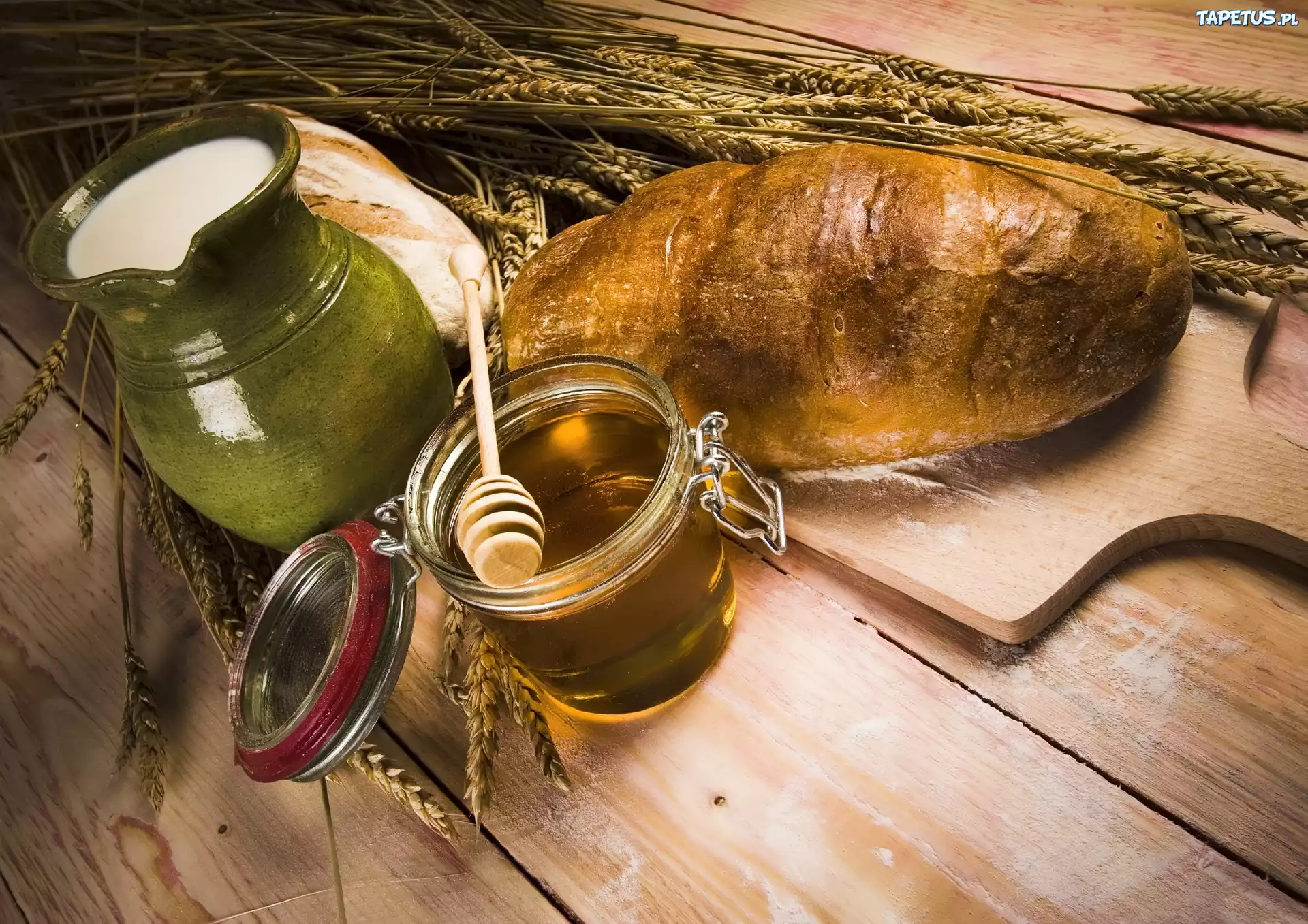 Mleko, Miód, Chleb