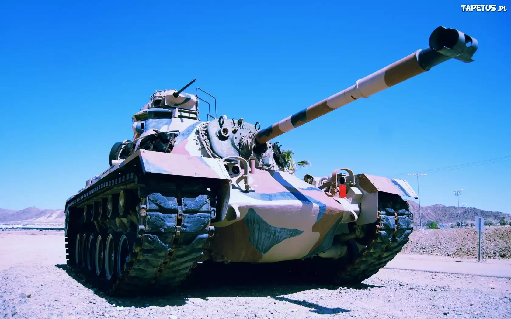 M48 Patton, Czołg, Lufa, Gąsienice