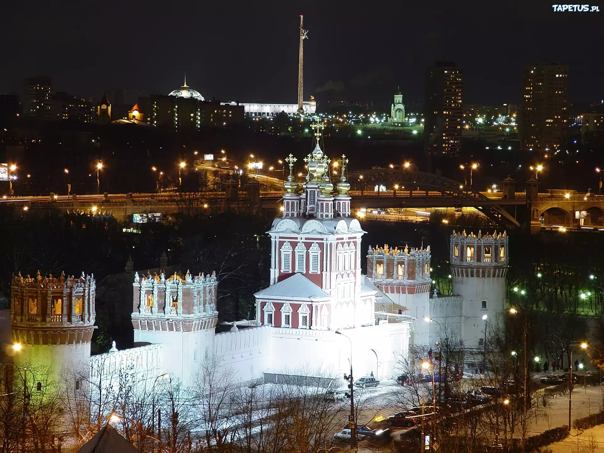 Moskwa, Monaster Nowodziewiczy, Rosja, Noc